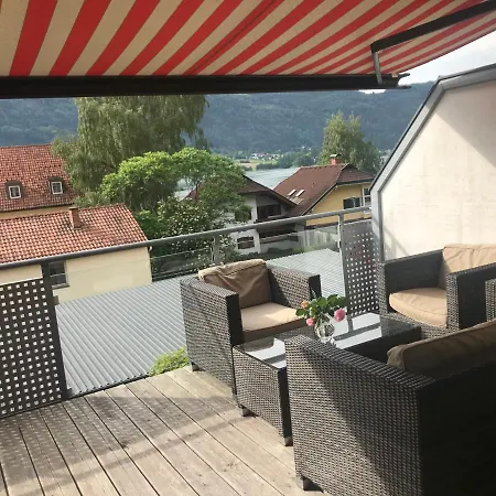 Apartment Mit Seeblick